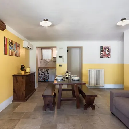 1 * Castellaro (Lombardy)